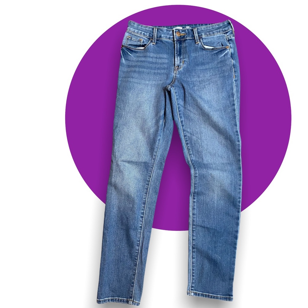 Old Navy size 4 power slim straight mid rise jeans
